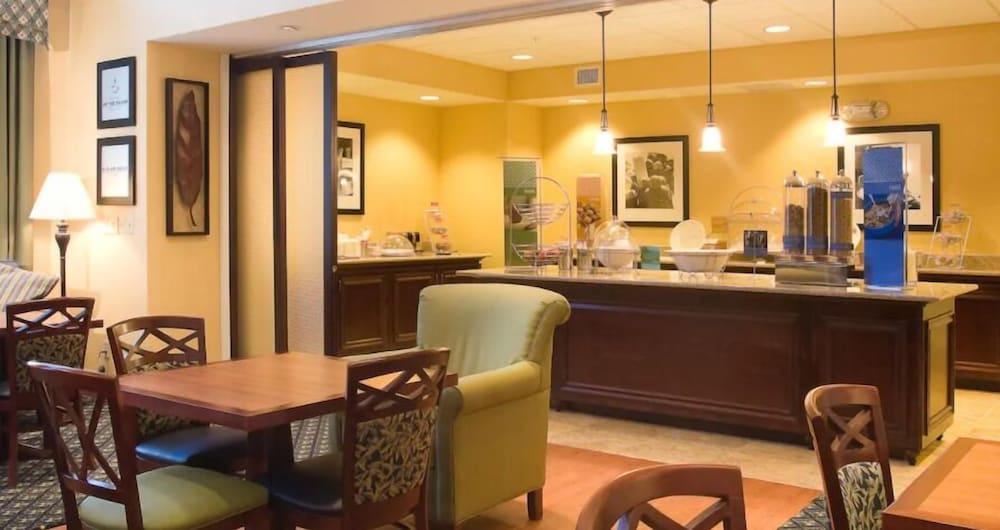 Hampton Inn & Suites Lake Wales Bagian luar foto
