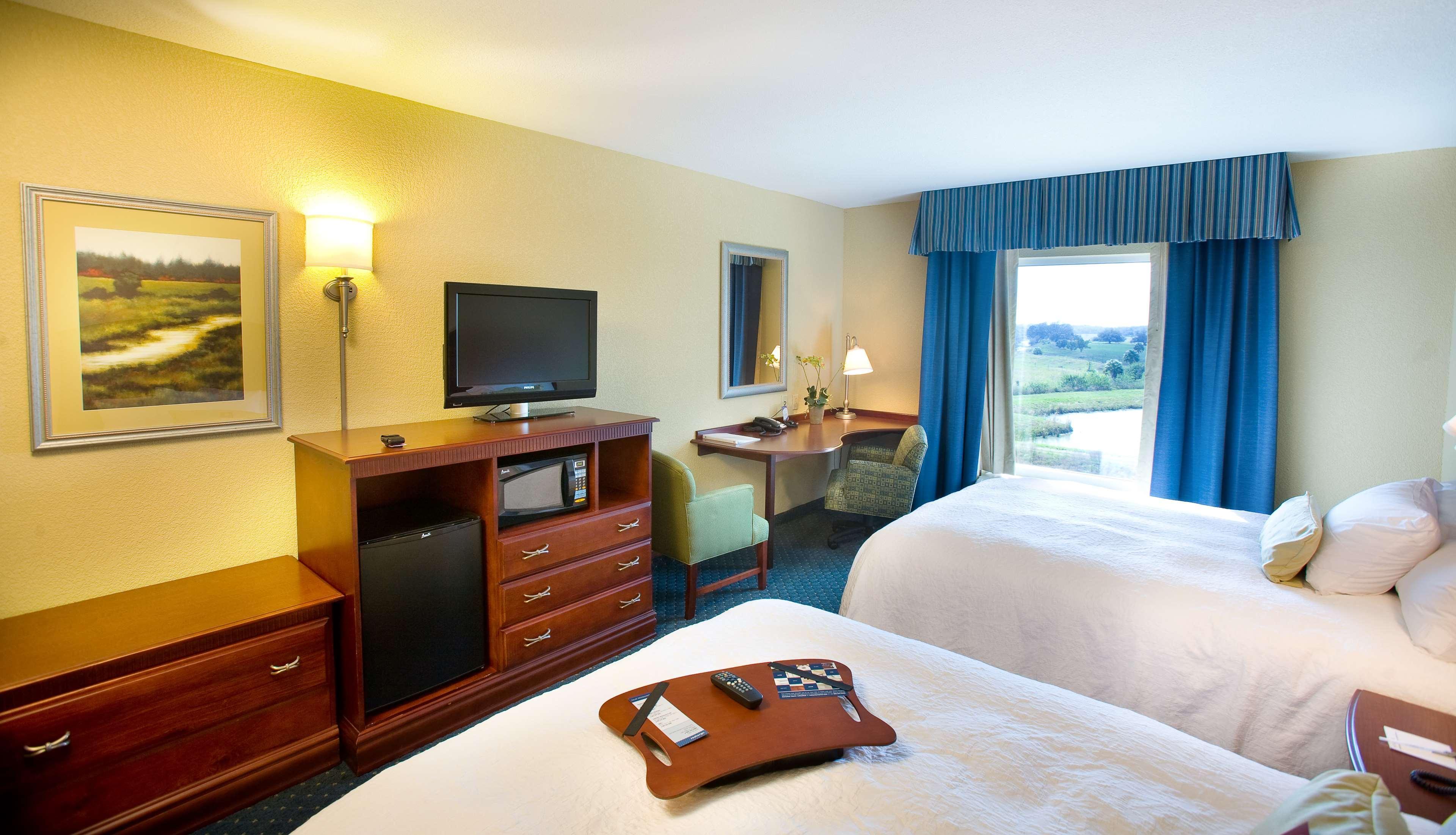 Hampton Inn & Suites Lake Wales Ruang foto